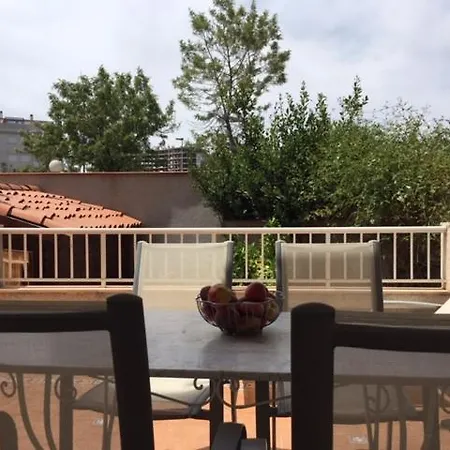 Apartment Fantastico Bajo Con Jardin En Playa De Canet Canet d'En Berenguer